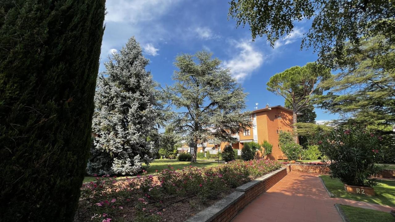 Easy Apartments Peschiera Peschiera del Garda Dış mekan fotoğraf